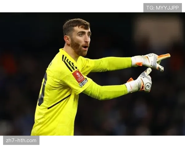 美因茨门将曾特纳接受专访，谈论门将位置在现代足球防守体系中的角色演变